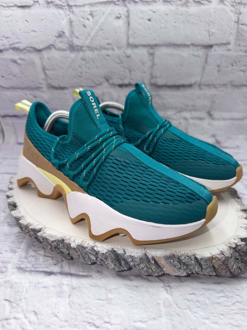 Sorel Kinetic Impact II Womens Size 7 Teal Mesh Running Shoes Sneakers